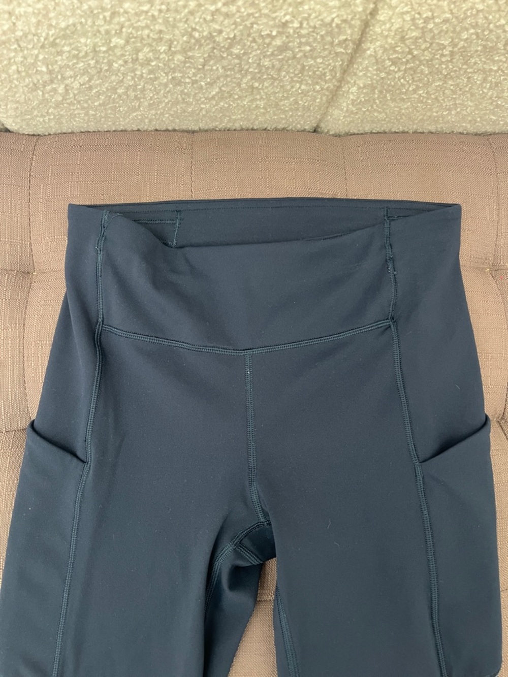 LULULEMON High-Waist Midnight Navy Blue Leggings with Side Pockets ~ size 4